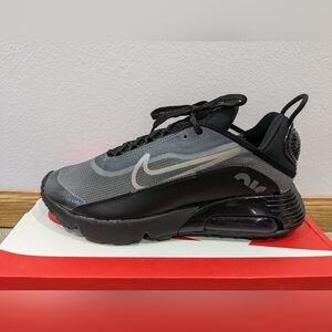 Nike Air Max 270 Black White Gray Women's 10.5 Or Mens 9 New In Box